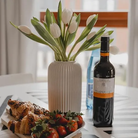Totu Home Waterlane Island Apartments Danzica Esterno foto