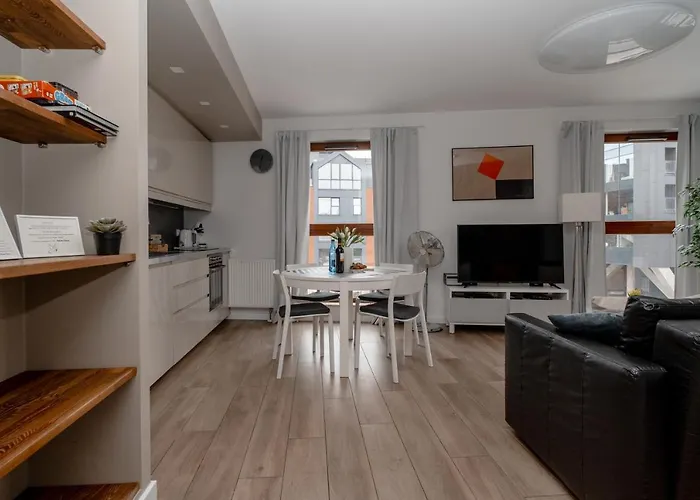 Totu Home Waterlane Island Apartments