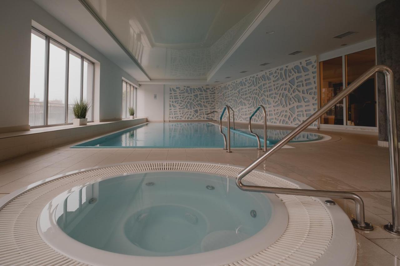 Totu Waterlane Island Apartment *